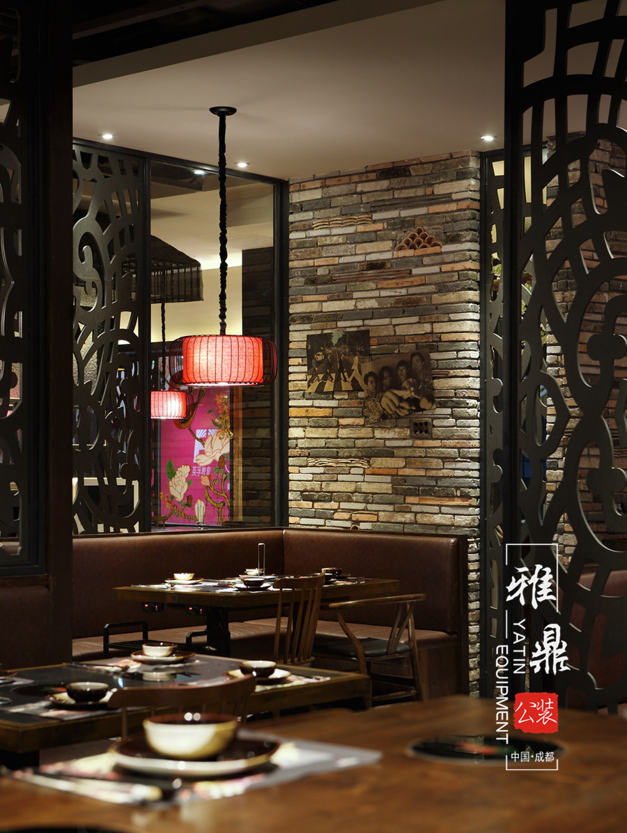 雅鼎公装餐厅装修设计案例：味属吾川派主题火锅餐厅装修设计（图7）