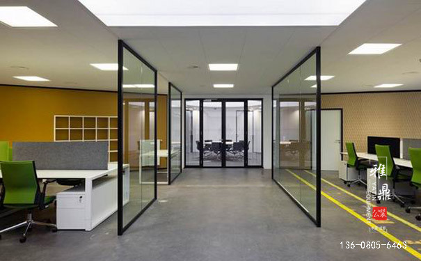 办公室设计装修中常用到的玻璃工艺类别3