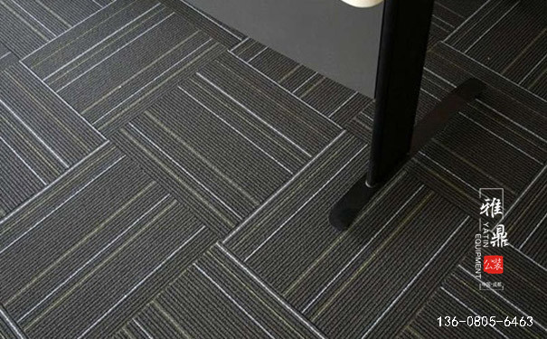 办公室装修时如何选择地毯颜色1
