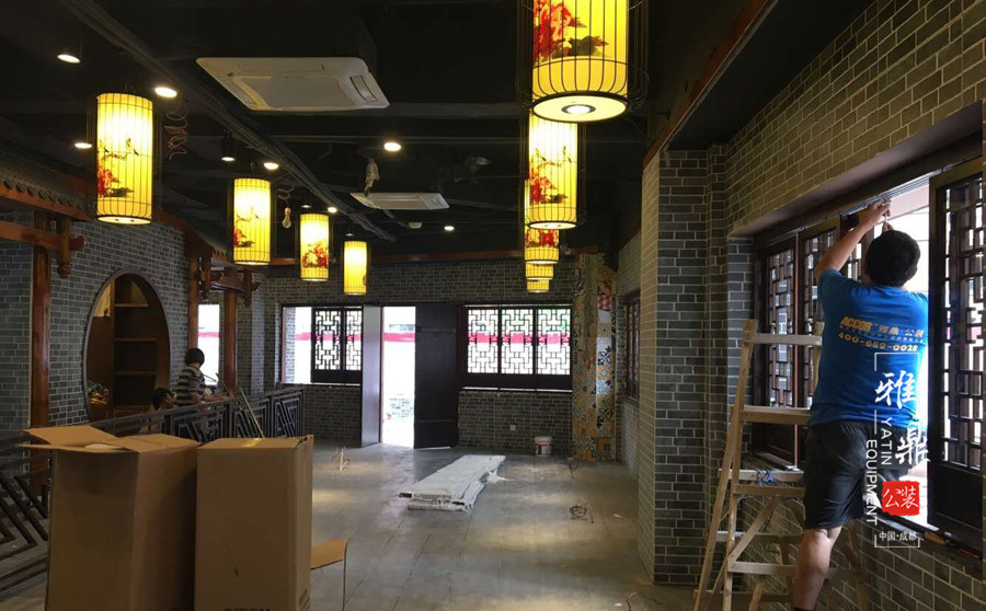 雅鼎公装工地现场：小龙坎火锅店装修（图1）