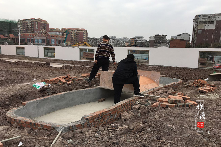 雅鼎公装工地现场：凤凰幼儿园装修（水池）