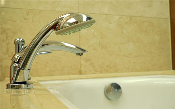 酒店公装装修时客房里卫浴的水龙头如何选购1
